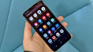 Aplikasi Bawaan HP Samsung yang Boleh Dihapus