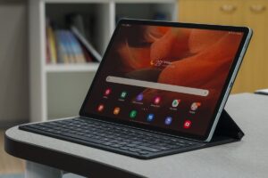 Daftar Tablet yang Ada Keyboardnya 