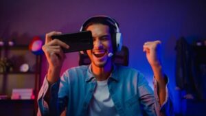 Game Pay to Win Terbaik di HP yang Harus Dimainkan