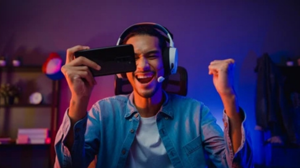 Game Pay to Win Terbaik di HP yang Harus Dimainkan