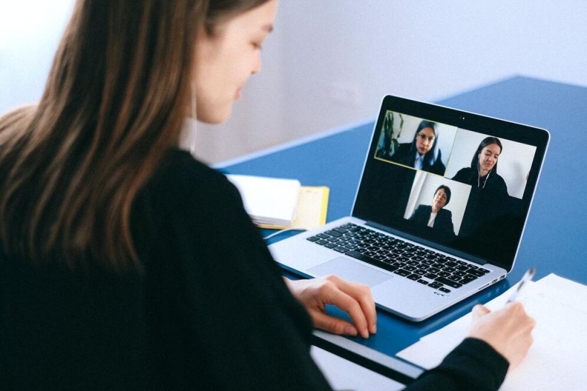 Rekomendasi Aplikasi Video Call di Laptop dan HP