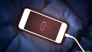 Tips Cas HP iPhone dengan Benar 