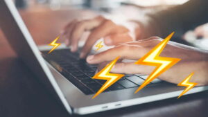 Alasan Kenapa Laptop MacBook Nyetrum saat Dicharge