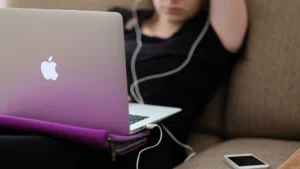 Sisi Menyebalkan Laptop MacBook 