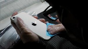 Ciri HP iPhone Second yang Tidak Layak Beli 