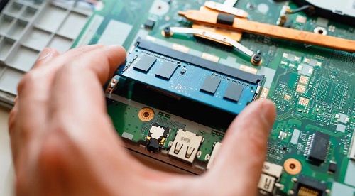 Hal Penting yang Harus Diperhatikan Sebelum Menambah RAM Laptop