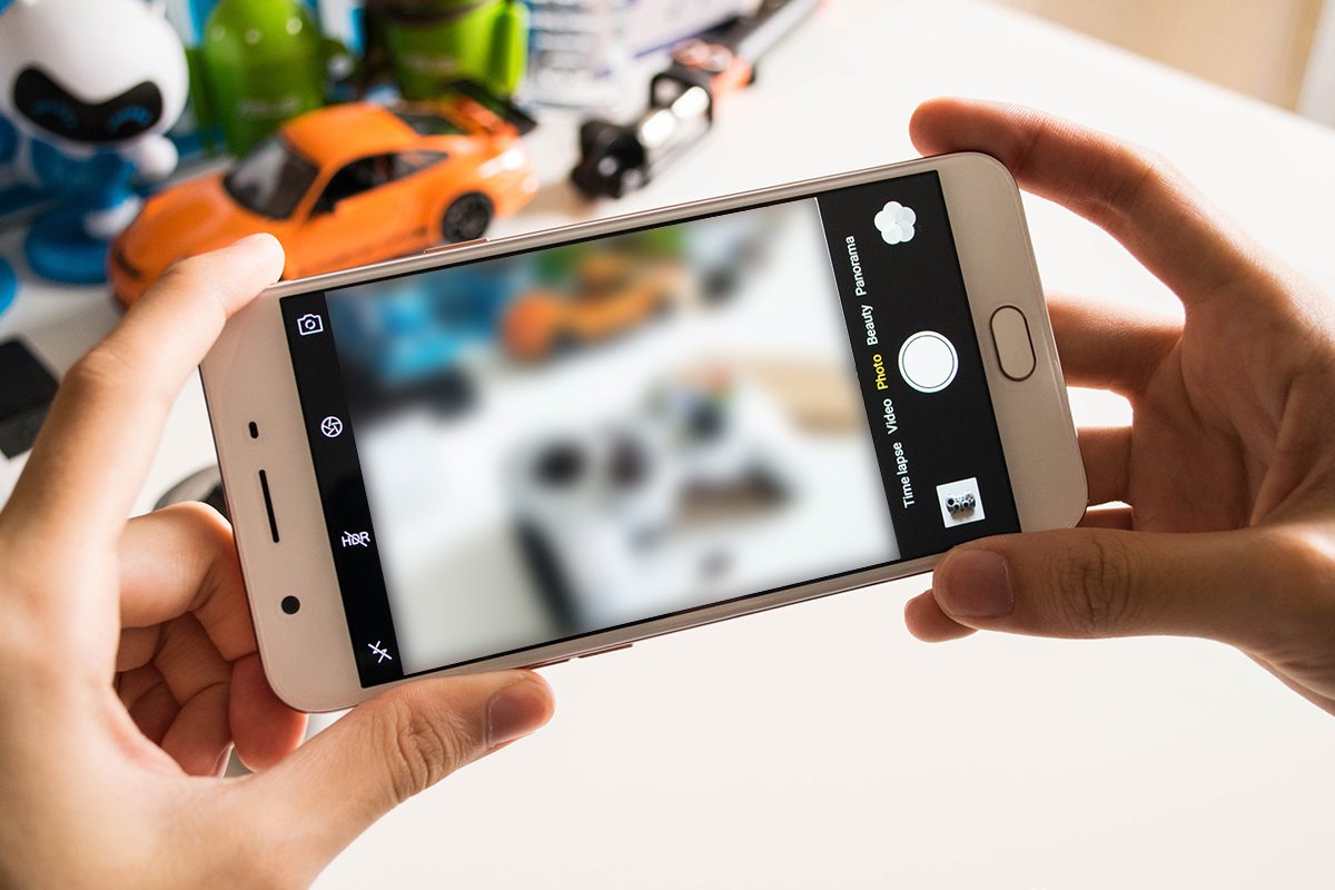 Penyebab Kamera HP Android dan iPhone Blur 